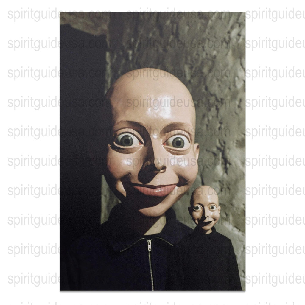 Handcrafted Wooden Mask, Vintage Style Artisan Wall Decor, Unique Creepy Collectible Mask